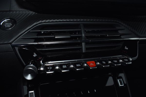 Peugeot 208 1.2 PureTech 100PK Allure Pack | Camera | Carplay | 3D dashboard | LED | Incl. garantie