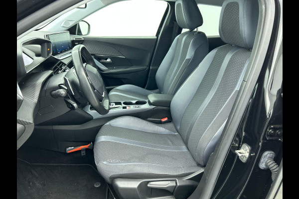 Peugeot 2008 1.2 PureTech 130pk Automaat Allure | Navigatie | Climate Control | Cruise Control | PDC V+A | Camera | Full LED | 17" LM Velgen | Stoelverwarming