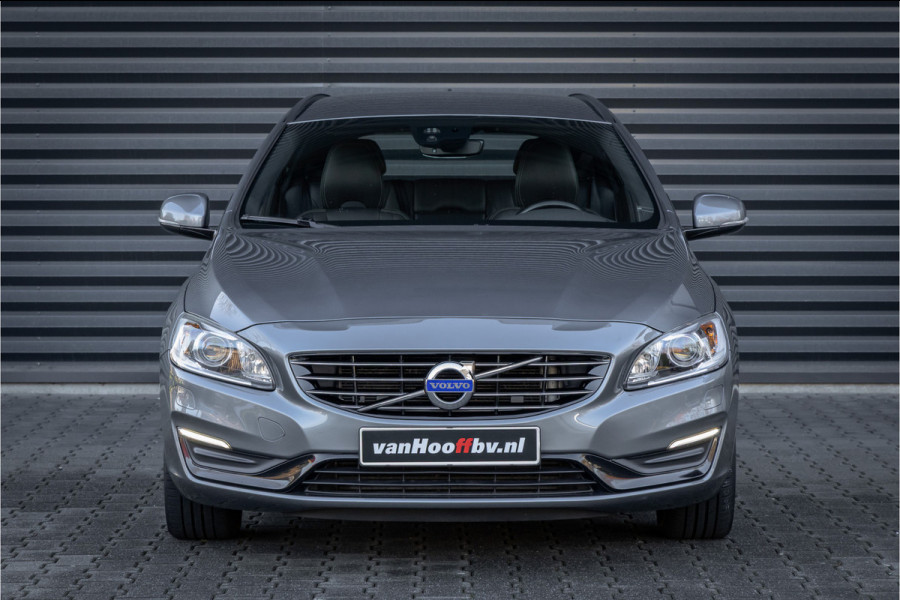 Volvo V60 T3 Polar+ Dynamic Xenon- stoelverwarming