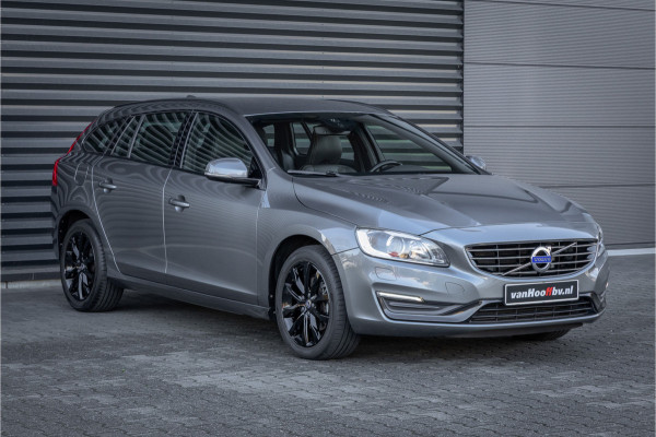Volvo V60 T3 Polar+ Dynamic Xenon- stoelverwarming