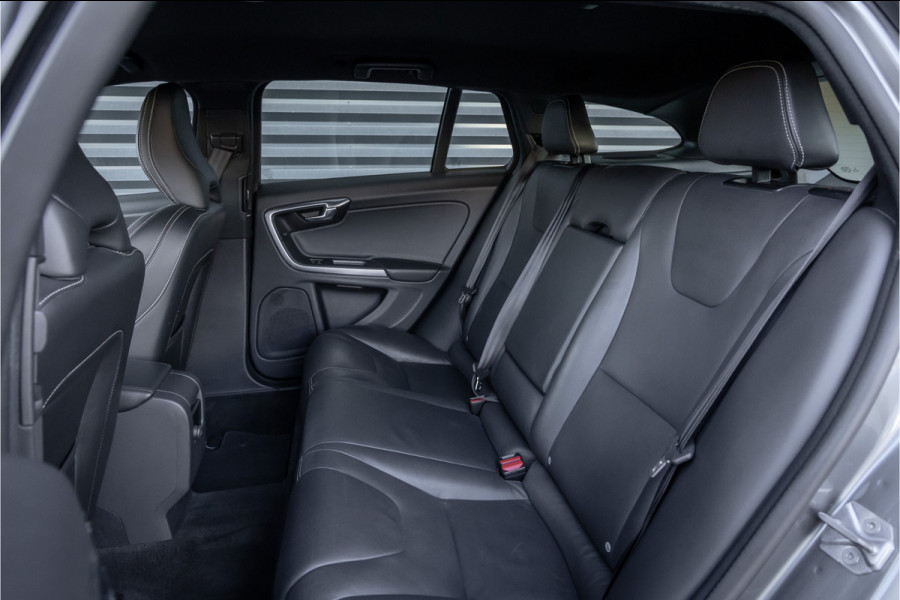 Volvo V60 T3 Polar+ Dynamic Xenon- stoelverwarming