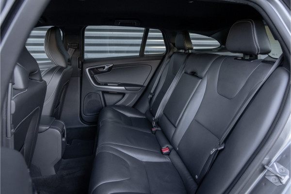 Volvo V60 T3 Polar+ Dynamic Xenon- stoelverwarming