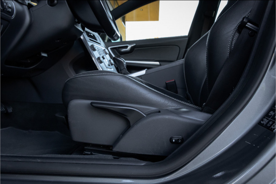 Volvo V60 T3 Polar+ Dynamic Xenon- stoelverwarming