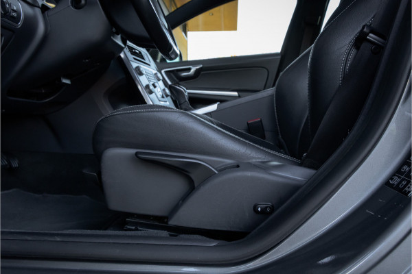 Volvo V60 T3 Polar+ Dynamic Xenon- stoelverwarming