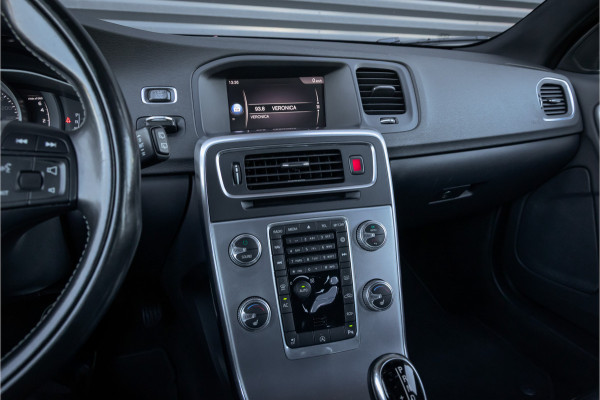 Volvo V60 T3 Polar+ Dynamic Xenon- stoelverwarming