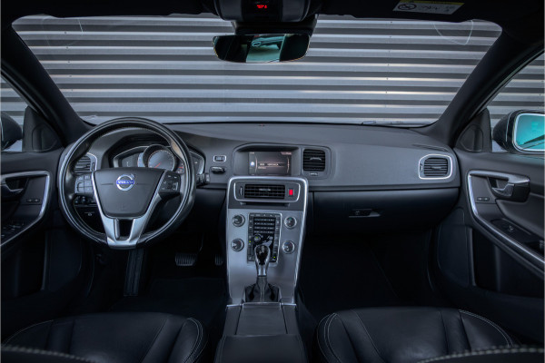 Volvo V60 T3 Polar+ Dynamic Xenon- stoelverwarming