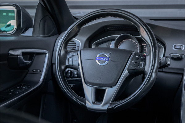 Volvo V60 T3 Polar+ Dynamic Xenon- stoelverwarming