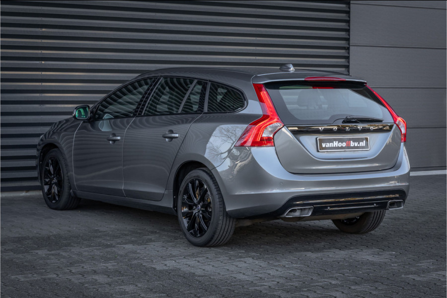 Volvo V60 T3 Polar+ Dynamic Xenon- stoelverwarming