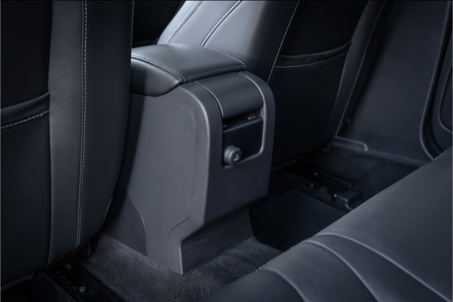 Volvo V60 T3 Polar+ Dynamic Xenon- stoelverwarming