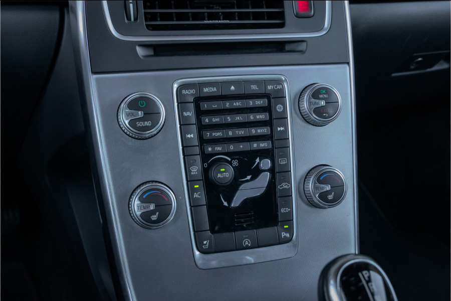 Volvo V60 T3 Polar+ Dynamic Xenon- stoelverwarming