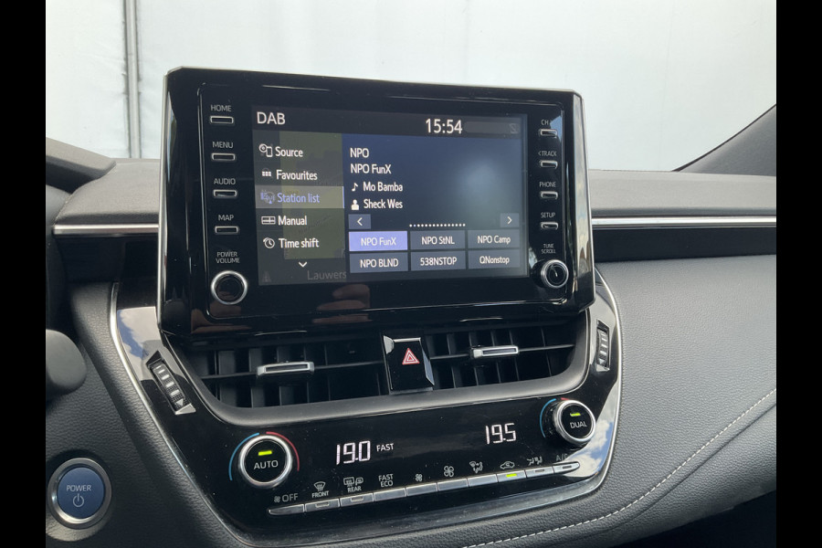 Toyota Corolla Touring Sports 1.8 Hybrid 170pk Navi Camera Carplay Voll.Onderhouden