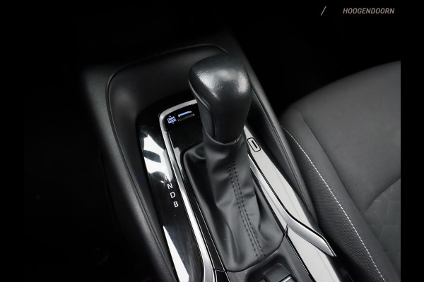 Toyota Corolla Touring Sports 1.8 Hybrid Active (APPLE CARPLAY,ACHTERUITRIJCAMERA,CLIMATE CONTROL,ADAPTIVE CRUISE,TOPCONDITIE)