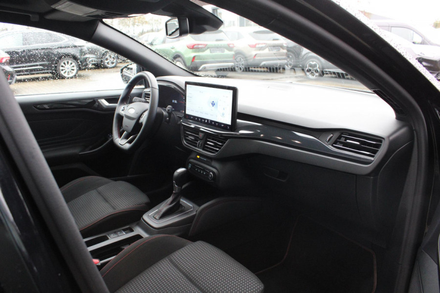 Ford FOCUS Wagon 1.0 EcoBoost Hybrid ST Line X 155pk | Trekhaak afneembaar | Panoramadak | Bang&Olufsen | Adaptive cruise control | Winter Pack | All season banden | Camera