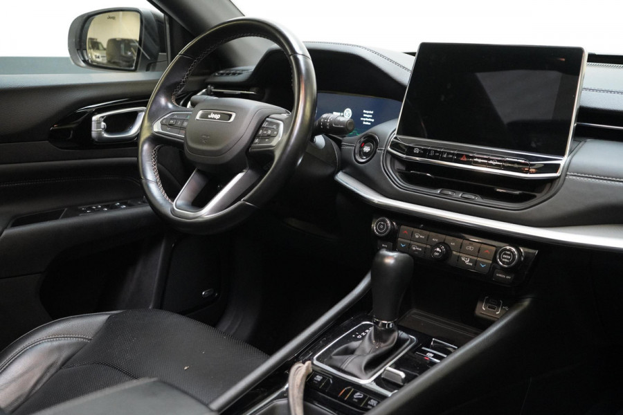 Jeep Compass 4xe 240 Plug-in Hybrid S | Panoramadak | Trekhaak | Leder | Alpine Sound | Memory