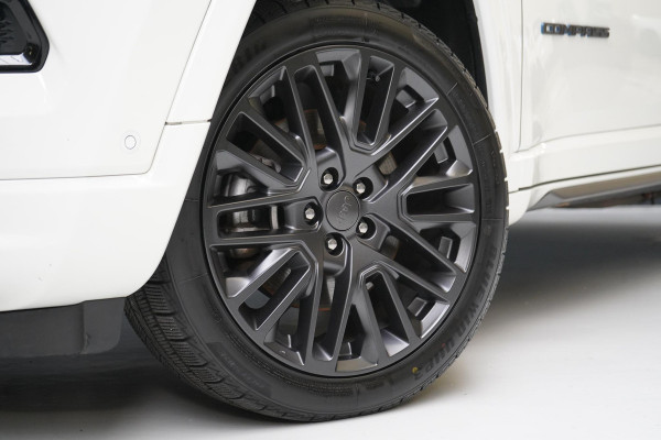 Jeep Compass 4xe 240 Plug-in Hybrid S | Panoramadak | Trekhaak | Leder | Alpine Sound | Memory