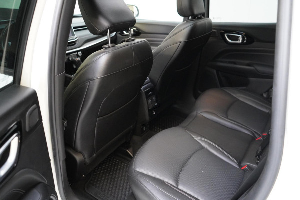 Jeep Compass 4xe 240 Plug-in Hybrid S | Panoramadak | Trekhaak | Leder | Alpine Sound | Memory