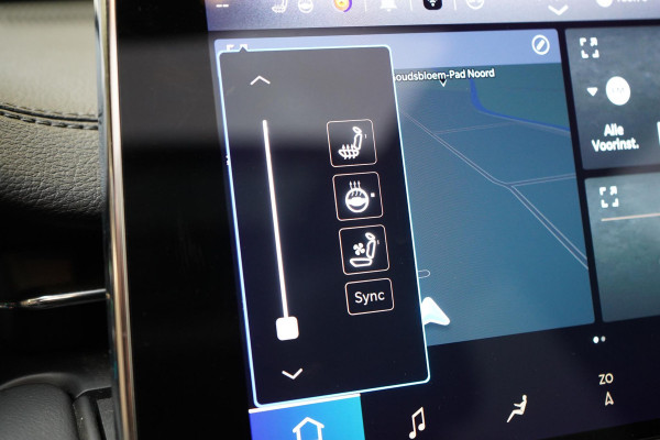 Jeep Compass 4xe 240 Plug-in Hybrid S | Panoramadak | Trekhaak | Leder | Alpine Sound | Memory