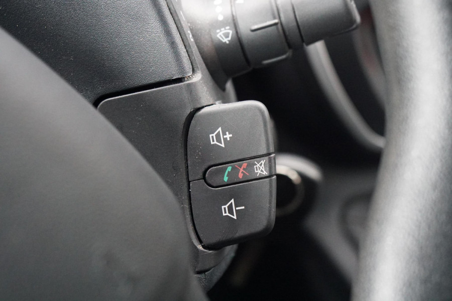 Nissan NV250 1.5 dCi 95 L2H1 Optima + TREKHAAK / CAMERA / SCHUIFDEUR