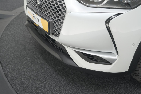 DS Ds 3 Crossback E-Tense So Chic 50 kWh | Allseason Banden | Camera | Dodehoekdetectie | Head-Up Display