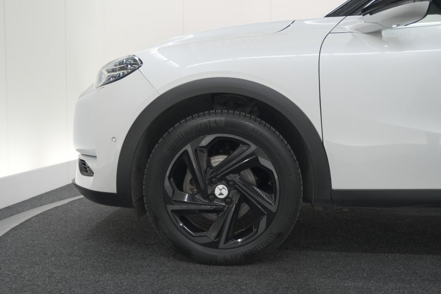 DS Ds 3 Crossback E-Tense So Chic 50 kWh | Allseason Banden | Camera | Dodehoekdetectie | Head-Up Display