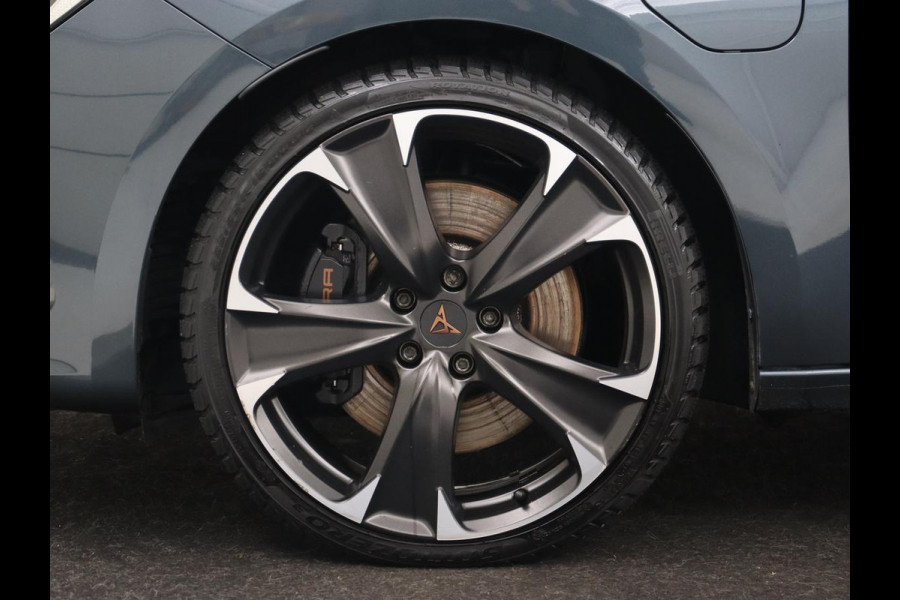 CUPRA Leon 1.4 eHybrid VZ | 245pk | Leder | Stoelverwarming | Memory | Carplay | Navigatie | Sfeerverlichting | Parkeerhulp | Sportstoelen | Keyless | Climate control | Cruise control | PHEV | Plug In