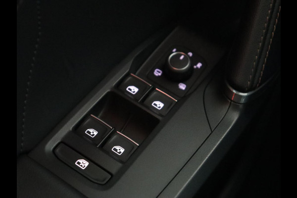 CUPRA Leon 1.4 eHybrid VZ | 245pk | Leder | Stoelverwarming | Memory | Carplay | Navigatie | Sfeerverlichting | Parkeerhulp | Sportstoelen | Keyless | Climate control | Cruise control | PHEV | Plug In