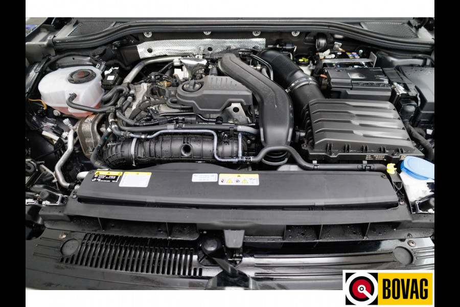 Volkswagen Golf 1.5 TSI Bus. Comf. Ed. 116 PK | Stoel & Stuurverw. | App. connect | Adap. Cruise | Extra getint glas v/a b-stijl | PDC V+ A | Draadloze tel. lader | All season banden