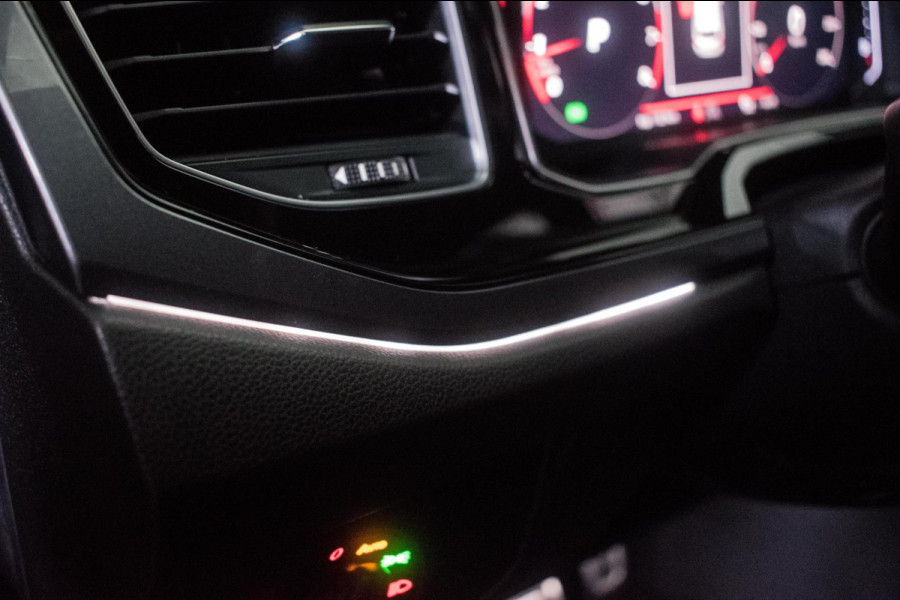 Volkswagen Polo 2.0 TSI GTI Automaat ORG NL [ Panoramadak Beats Virtual Cockpit Camera LED Stoelverwarming Carplay Sfeer ]