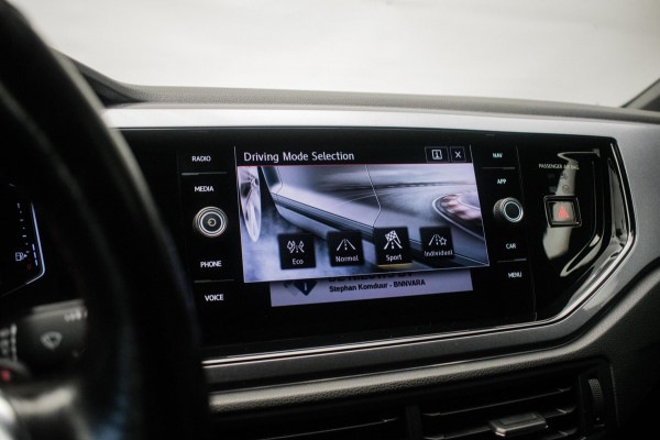 Volkswagen Polo 2.0 TSI GTI Automaat ORG NL [ Panoramadak Beats Virtual Cockpit Camera LED Stoelverwarming Carplay Sfeer ]