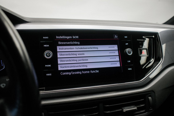 Volkswagen Polo 2.0 TSI GTI Automaat ORG NL [ Panoramadak Beats Virtual Cockpit Camera LED Stoelverwarming Carplay Sfeer ]