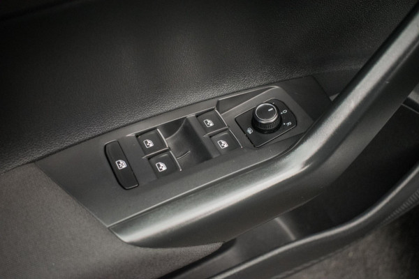 Volkswagen Polo 2.0 TSI GTI Automaat ORG NL [ Panoramadak Beats Virtual Cockpit Camera LED Stoelverwarming Carplay Sfeer ]