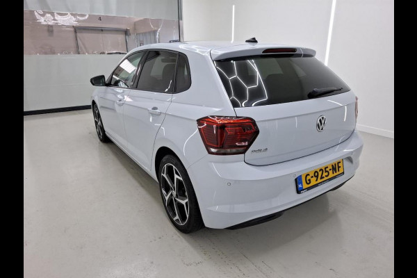 Volkswagen Polo 1.0 TSI 116pk Beats - Pano/schuifdak - LED - Navi - Climate - Org.NL