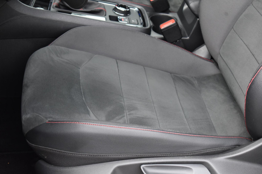 Seat Ateca 1.5 TSI 4DRIVE FR Business Intense Virtual Lane 360C Trekhaak ACC BBD