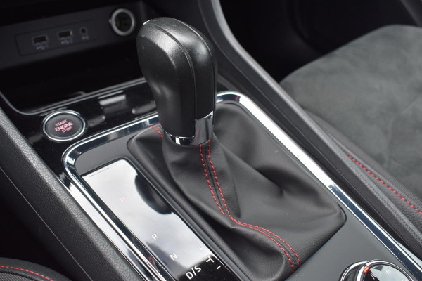 Seat Ateca 1.5 TSI 4DRIVE FR Business Intense Virtual Lane 360C Trekhaak ACC BBD