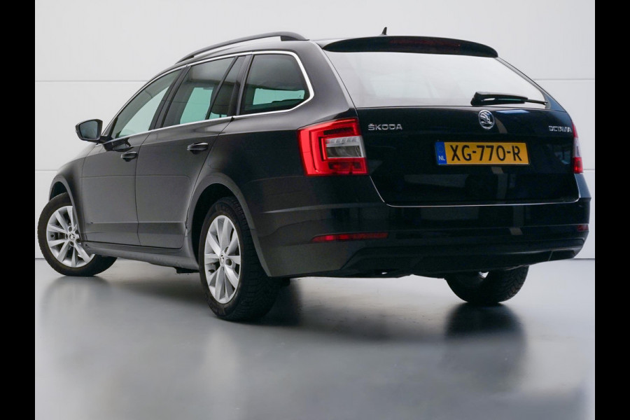 Škoda Octavia Combi 1.0 TSI Greentech Ambition Business Deluxe (CLIMATE CONTROL,APPLE CARPLAY,PARKEERSENSOREN,CRUISE,TOPCONDITIE)