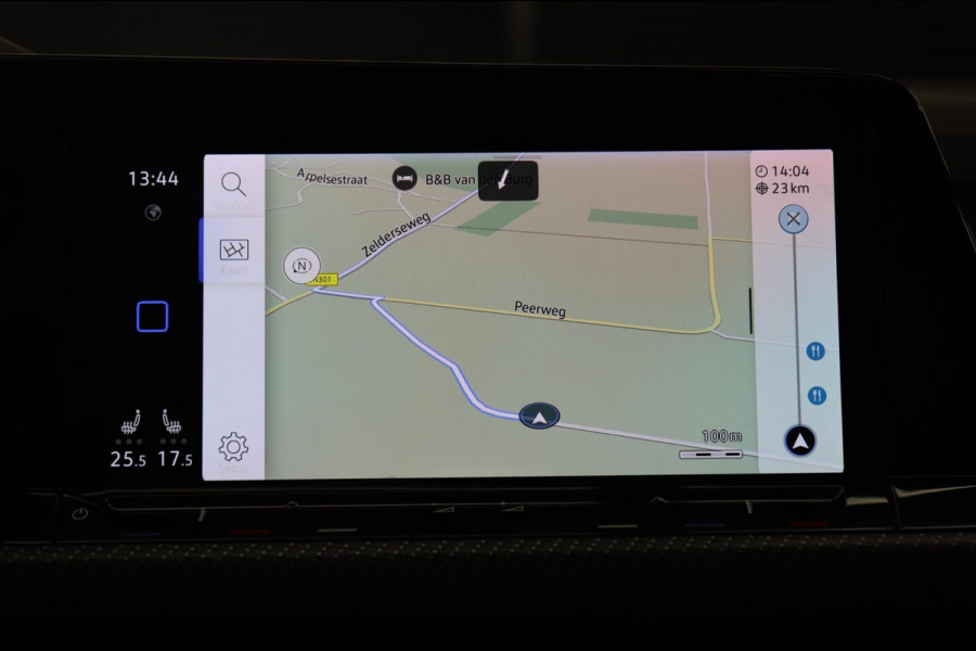 Volkswagen Golf 1.5 eTSI R-Line PANO/CAM/H-K/CARPLAY/ACC/LANEASSIST/VOL