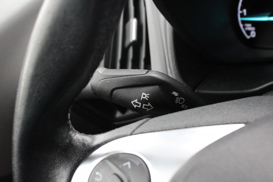 Ford Transit Connect 1.5 EcoBlue L2 Trend | 120 PK | Trekhaak | Stoelverwarming | Camera | Cruise Control | Climate Control | Navigatie | Lichtmetalen Velgen |