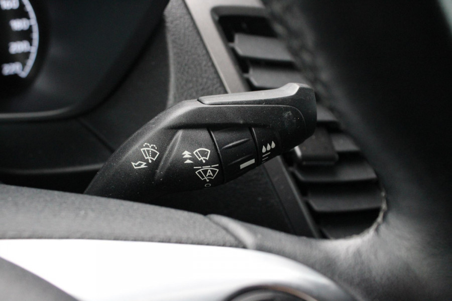 Ford Transit Connect 1.5 EcoBlue L2 Trend | 120 PK | Trekhaak | Stoelverwarming | Camera | Cruise Control | Climate Control | Navigatie | Lichtmetalen Velgen |