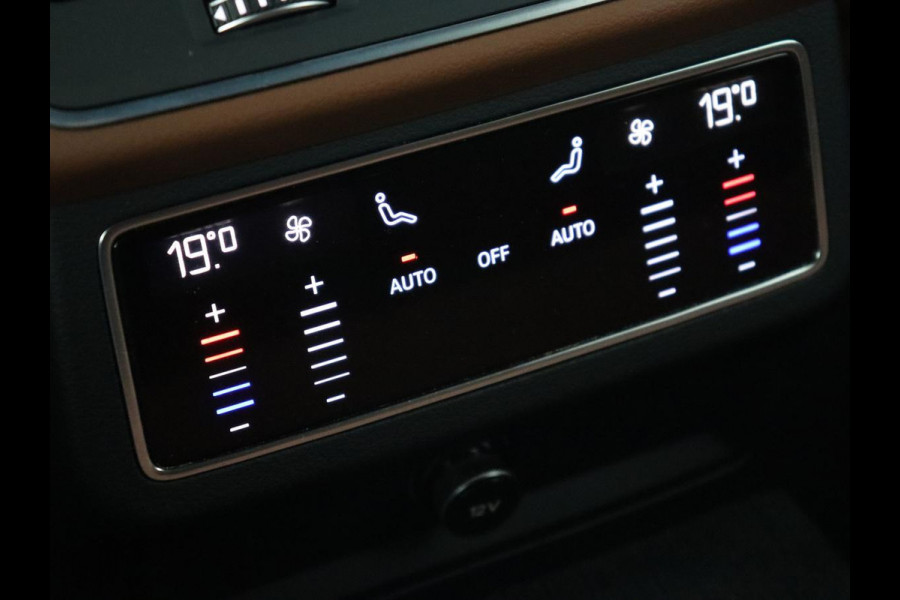 Audi A6 50 TFSIe quattro S edition | Panoramadak | Adaptive cruise | Nappaleder | Stoel & stuurverwarming | Camera | Trekhaak | Keyless | Adaptief onderstel | Carplay | Navigatie | Matrix LED | Getint glas | PHEV | Plug In
