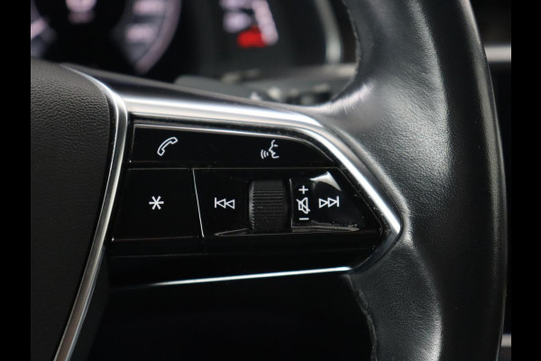 Audi A6 50 TFSIe quattro S edition | Panoramadak | Adaptive cruise | Nappaleder | Stoel & stuurverwarming | Camera | Trekhaak | Keyless | Adaptief onderstel | Carplay | Navigatie | Matrix LED | Getint glas | PHEV | Plug In
