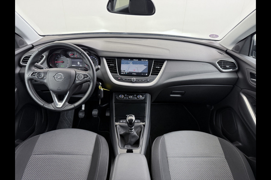 Opel Grandland X T131PK Trekhaak Navi Ecc Pdc Apple Carplay Android Auto Cruise Control Edition Lmv Licht-Regensensor Verkeersbordlezer PrivacyGlas IntelliLink Bluetooth Origineel Nederlandse Auto 1.400KG Trekgewicht! € 35.000 nieuw! Bij ons volledig Onderhouden