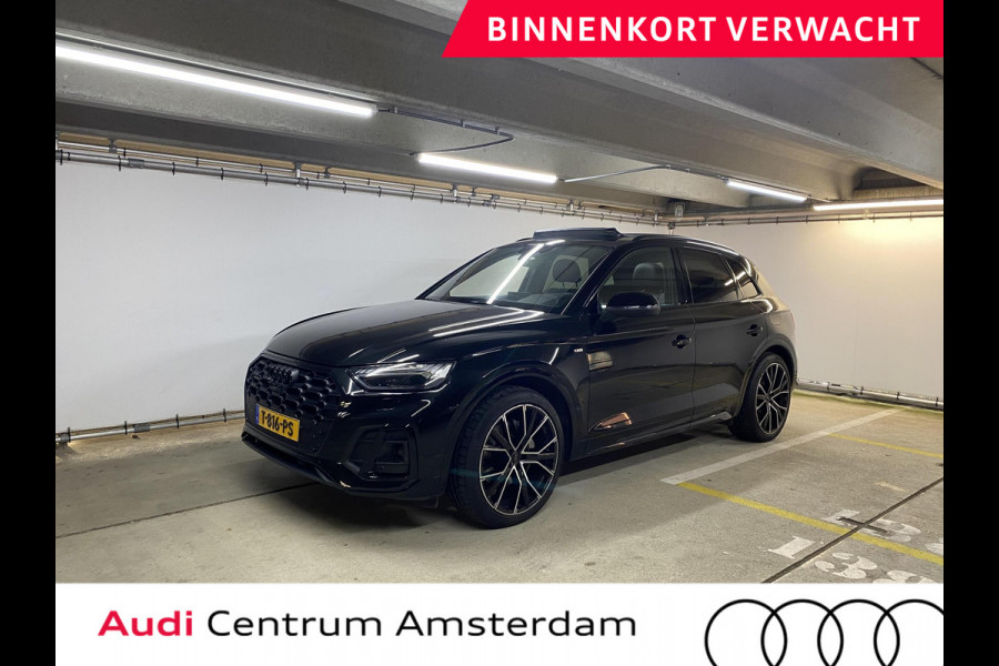 Audi Q5 50 TFSI e S edition Competition 299 pk S-tronic | Verlengde garantie | Navigatie | Panoramadak | Parkeersensoren (Park assist) | Rondomzicht camera | Luchtvering |