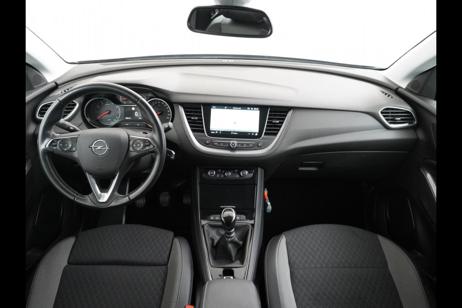 Opel Grandland X T 131pk 360Camera Navi 1/2Leer Apple/Android Usb Bluetooth CruiseControl Pdc Dab Ecc Tel. Isofix Mistlampen Blindspot Lane-dep. Bordherk. Licht-/Zichtpakket Elek.Inkl.spiegels Elek.Ramen Led 17''LM 1.2 Turbo Business Elegance NL-auto! B- klasse EURO 6 Origin.NLse auto
