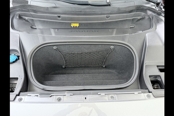 Jaguar I-PACE EV400 AWD Business Edition S 90kWh Leder 360°Camera Meridian®-Audio Stoel+Stuurverwarming Navi Ecc Apple Carplay Android Auto Cr Voorruitverwarming DAB+ Led Verkeersbord detectie Rijstrooksensor Wifi SOH 89% Origineel Nederlandse Auto Nieuwprijs  €72.475,-