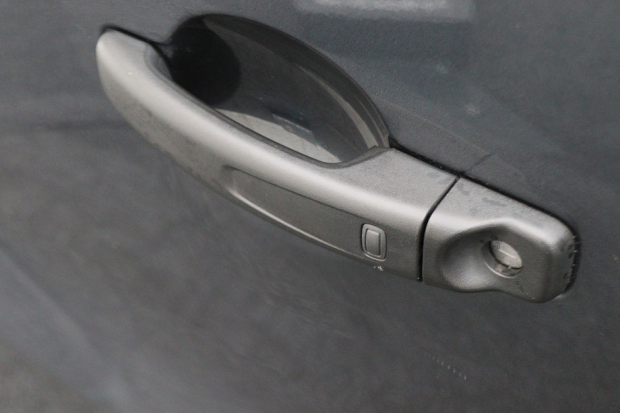 Renault Trafic 2.0 dCi 130 T30 L2H1 Work Edition