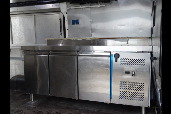 Ford Transit 2.0 TDCI L3H3 Foodtruck Koeling • Afzuiger • Water & Stroom