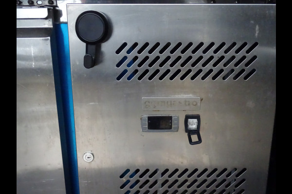 Ford Transit 2.0 TDCI L3H3 Foodtruck Koeling • Afzuiger • Water & Stroom