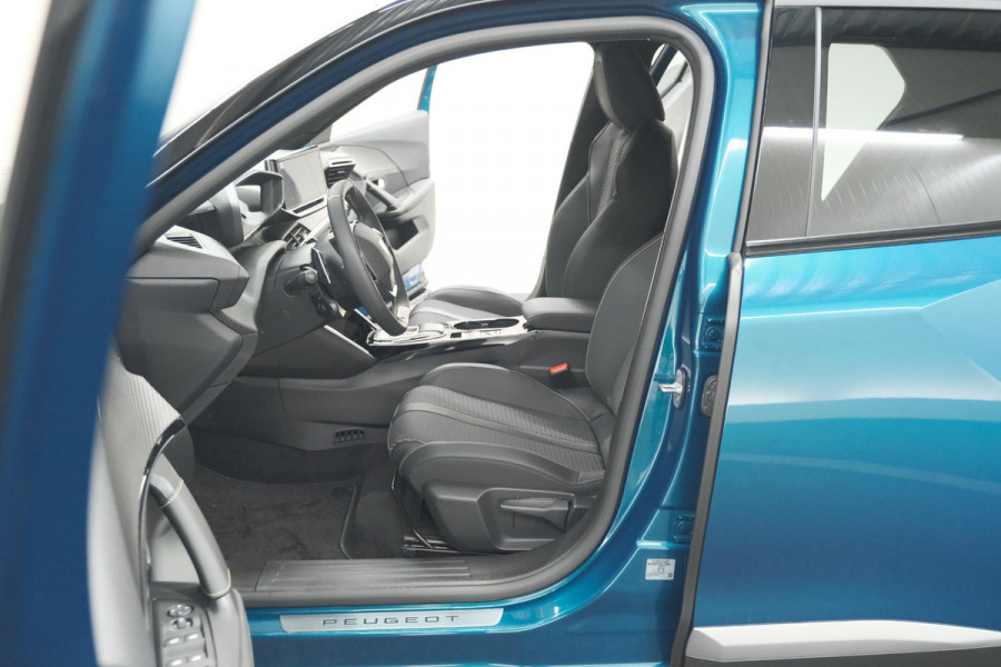Peugeot 2008 Hybrid 145 e-DCS6 GT | Camera | Apple Carplay | Parkeersensoren