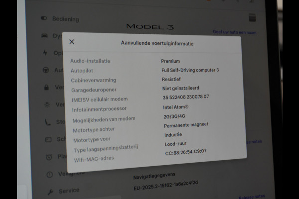 Tesla Model 3 Performance 513pk 0-100 3,4sec AWD Lmv 20" AutoPilot Panoramadak Adaptive Cruise Camera's Leer Pdc Wifi Ecc Elektr.-A-Klep+Stuur+Verst.Stoel+Geheugen Easy Entry Stoel+Bank-Verwarmd Keyless carbon spoiler rode remklauwen WiFi  75kWh 4WD 1e Eigenaar Origineel Nederlandse Auto SOH 88%