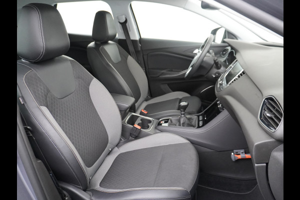 Opel Grandland X T 131pk 360Camera Navi 1/2Leer Apple/AndroidPdc Dab Ecc Tel. Isofix Mistlampen Blindspot Lane-dep. Bordherk. Usb Bluetooth CruiseControl Licht-/Zichtpakket Elek.Inkl.spiegels Elek.Ramen Led 17''LM 1.2 Turbo Business Elegance NL-auto! B- klasse EURO 6 Origin.NLse auto Volledig Dealer onderhouden laatste beurt bij 101.000km
